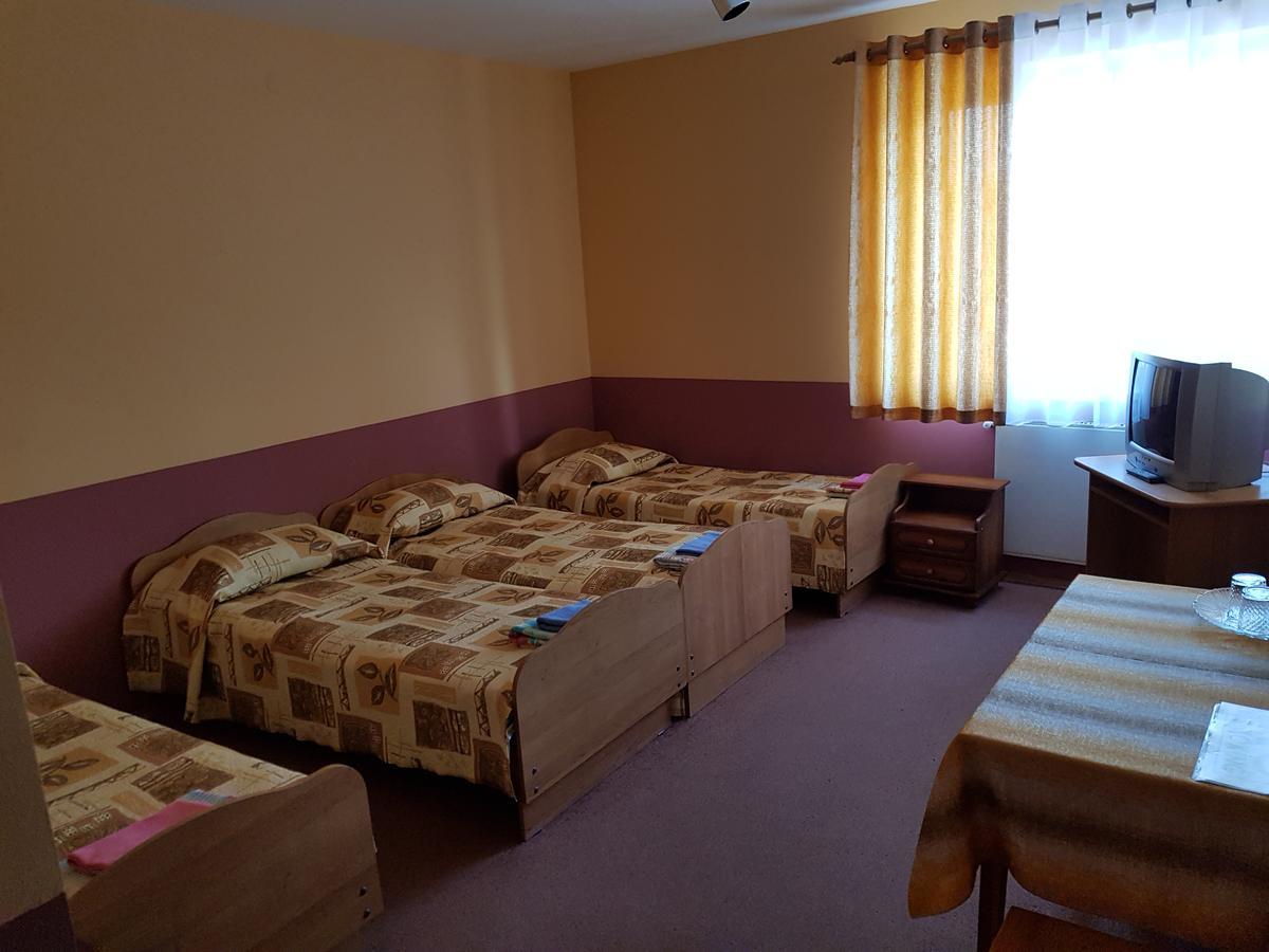 Hotel Suvorov Kobryn Dış mekan fotoğraf
